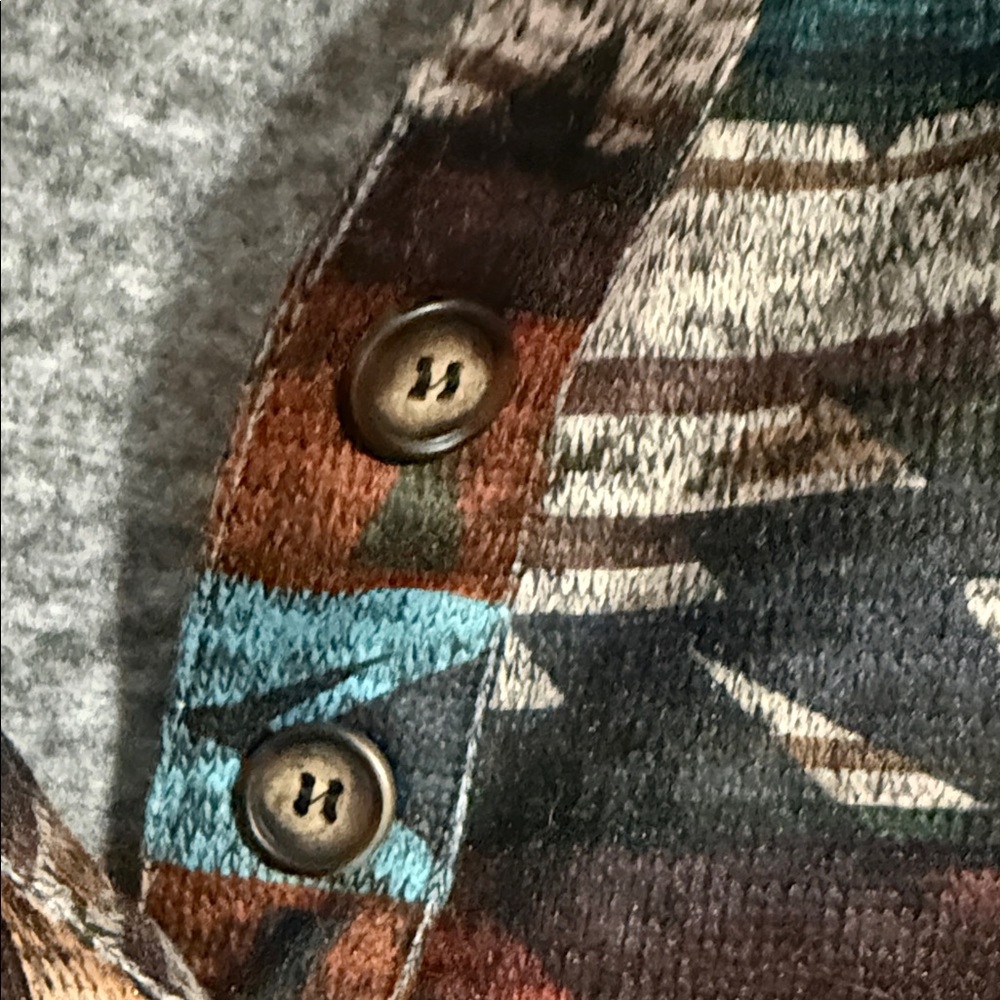Ladies Aztec Multicolor Patterned pull over - Picture 5 of 6